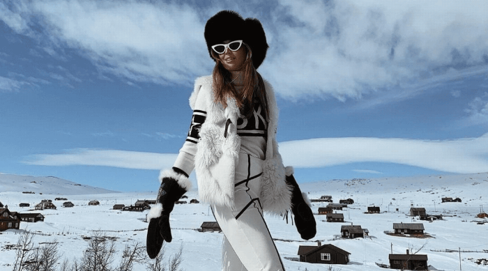 The Cutest Snow Outfits for Winter 2022