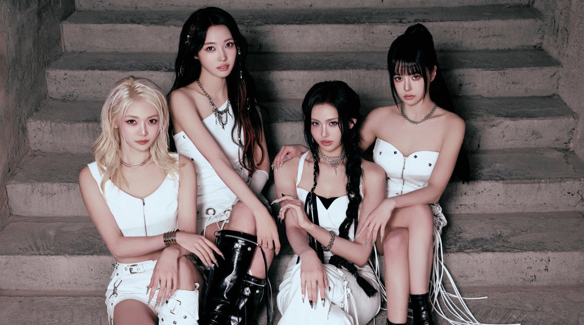 Interview: EVERGLOW on New Chapter, CODE EP & Upcoming Tour