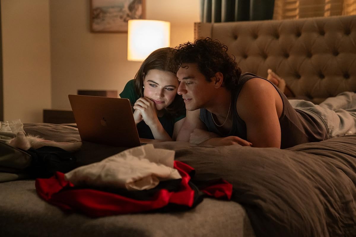 Off Campus: Hannah and Garrett