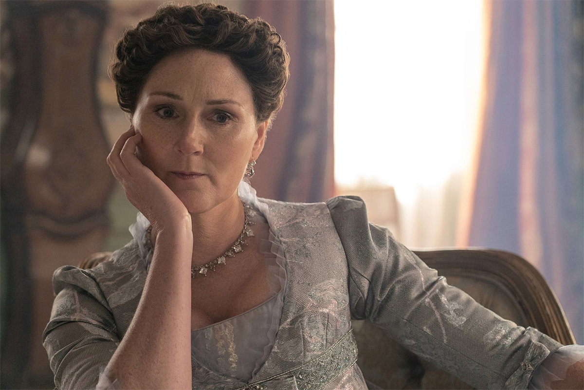 Netflix Greenlights <i>Bridgerton</i> Spinoff on Young Lady Violet